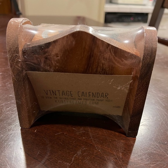 Vintage Calendar - Picture 3 of 4